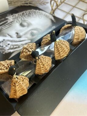 4 pcs set Woven Raffia napkin holders set in Natural Tan